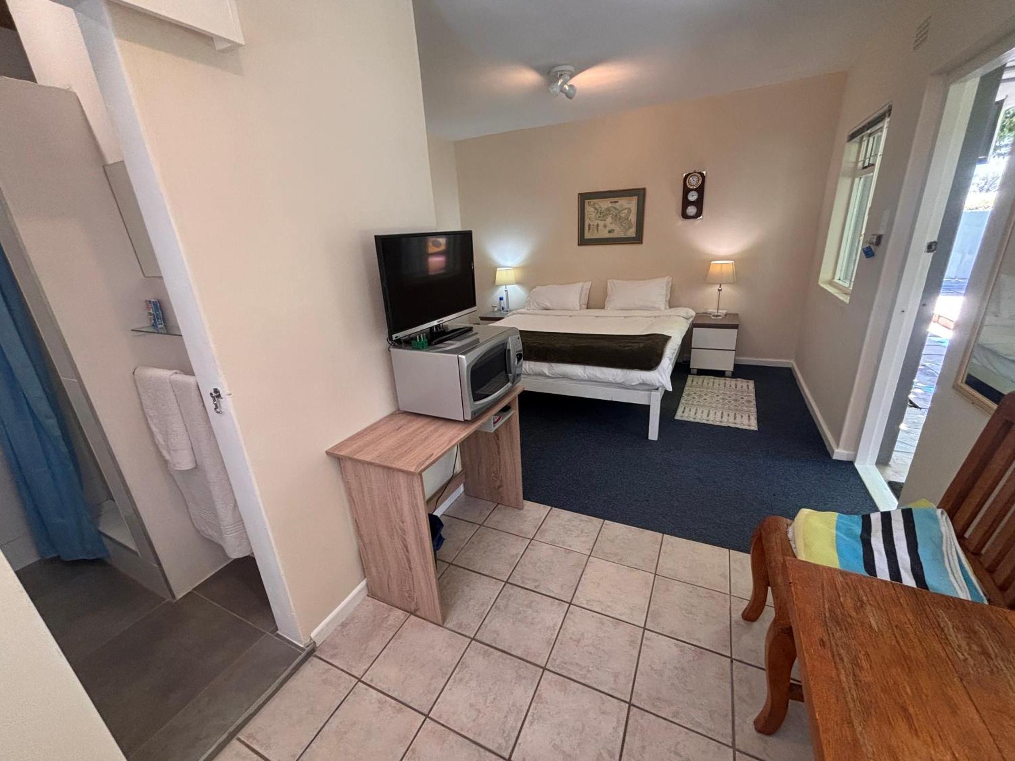 Highlands Self Catering Apartment เคปทาวน์ ภายนอก รูปภาพ